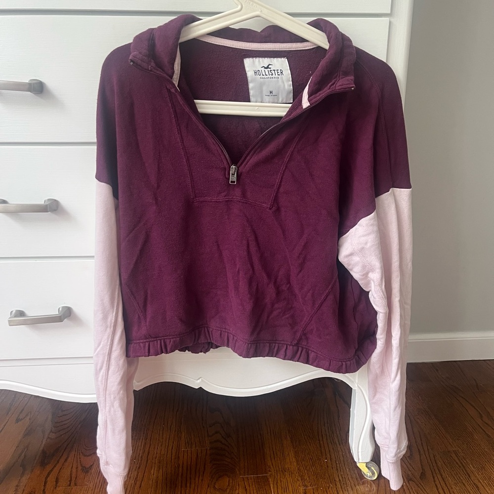 Holister Cropped Sweater